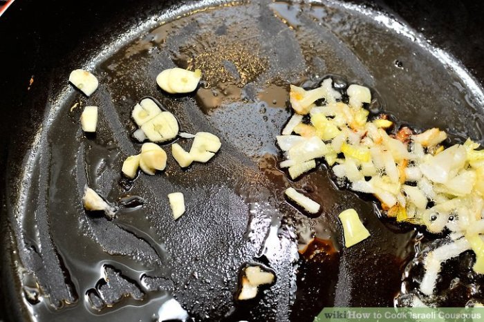 How to cook israeli-style couscous